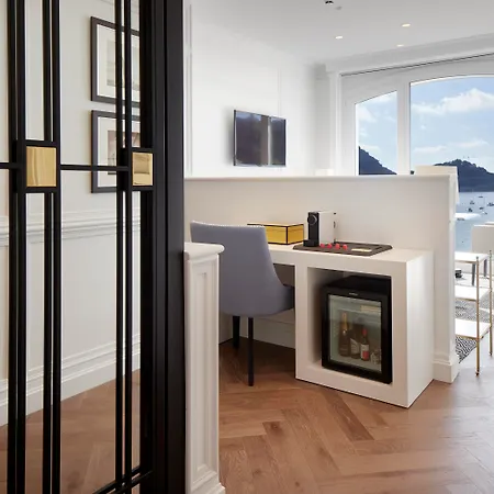 Boutique Favorita 4*