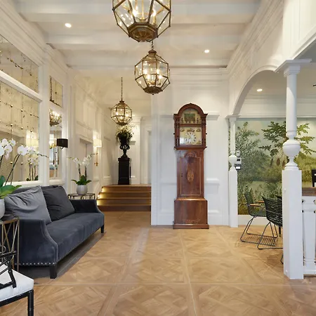 Boutique Favorita Hotel