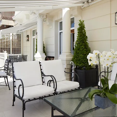 Boutique Favorita 호텔 4*