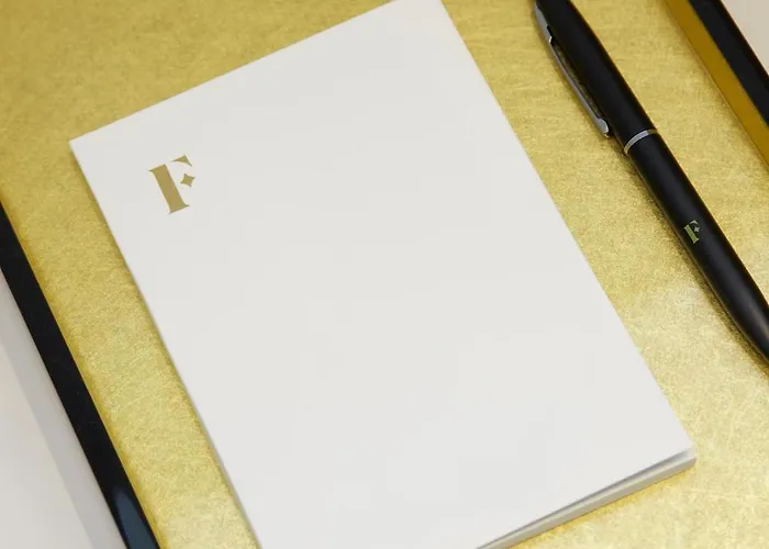 Boutique Favorita Готель Сан-Себастьян