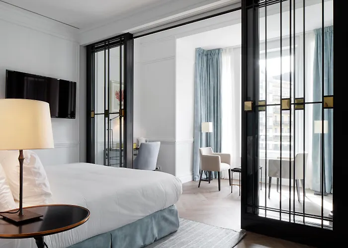 Boutique Favorita Готель 4*