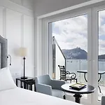 Отель Hotel Villa Favorita - Adults Only Сан-Себастьян