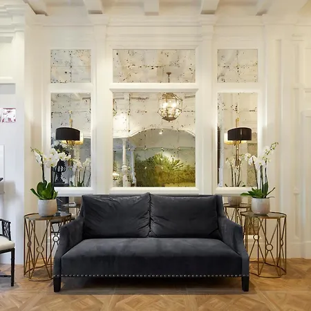 فندق Boutique Favorita 4*