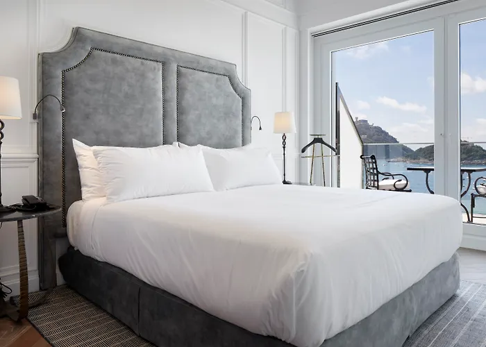 Boutique Favorita 4* San Sebastian